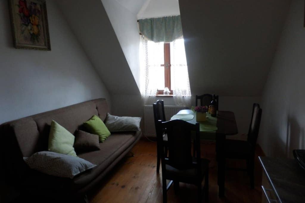 Zamecek Zdiky - Moderni Maly Apartman Bujanov Ngoại thất bức ảnh